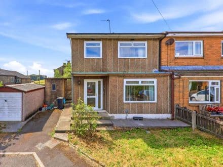 1 Highlands Lane, Halifax, HX2 9SP